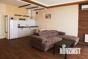 1-к квартира, посуточно, 54м2, 1/1 этаж