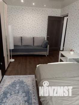 1-к квартира, посуточно, 32м2, 5/5 этаж