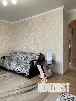 1-к квартира, посуточно, 36м2, 3/5 этаж