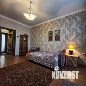 1-к квартира, посуточно, 45м2, 4/4 этаж