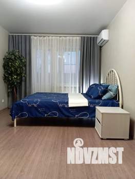 1-к квартира, посуточно, 32м2, 5/5 этаж