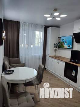 1-к квартира, посуточно, 50м2, 4/10 этаж
