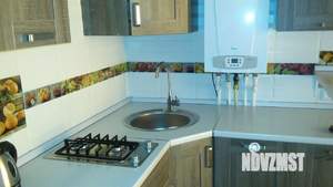 1-к квартира, посуточно, 43м2, 3/3 этаж