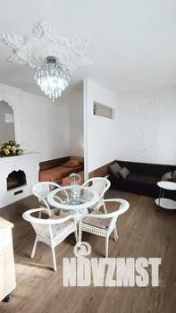 Студия квартира, посуточно, 50м2, 1/1 этаж