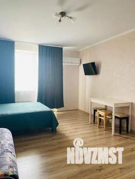 Студия квартира, посуточно, 28м2, 8/10 этаж