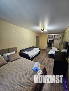 1-к квартира, посуточно, 40м2, 9/10 этаж