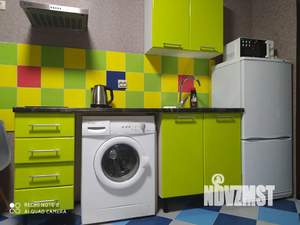 Студия квартира, посуточно, 25м2, 1/5 этаж