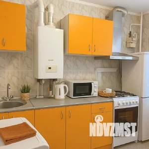 1-к квартира, посуточно, 34м2, 2/3 этаж