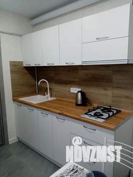 2-к квартира, посуточно, 42м2, 1/2 этаж