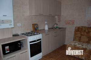 1-к квартира, посуточно, 43м2, 2/10 этаж