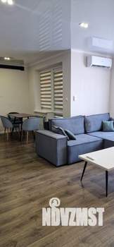 Студия квартира, посуточно, 47м2, 8/17 этаж