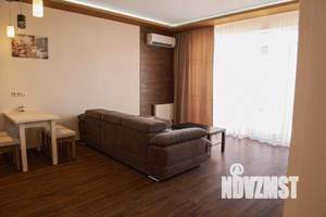 1-к квартира, посуточно, 54м2, 1/1 этаж