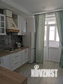 Студия квартира, посуточно, 35м2, 4/12 этаж