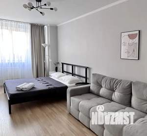 1-к квартира, посуточно, 42м2, 8/10 этаж