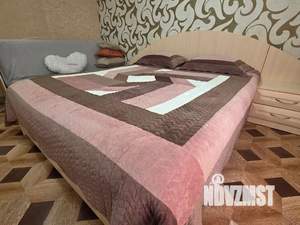 1-к квартира, посуточно, 40м2, 3/3 этаж