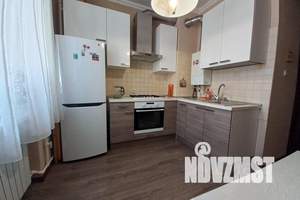 1-к квартира, посуточно, 50м2, 4/4 этаж