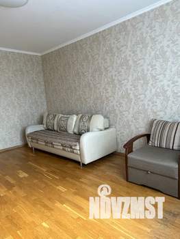 1-к квартира, посуточно, 40м2, 3/3 этаж