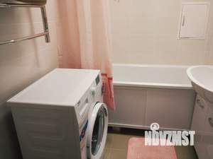 1-к квартира, посуточно, 38м2, 4/8 этаж