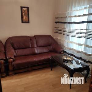 2-к квартира, посуточно, 48м2, 1/1 этаж