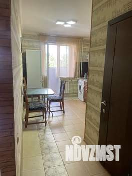 1-к квартира, посуточно, 42м2, 3/10 этаж