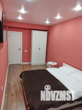 1-к квартира, посуточно, 40м2, 4/8 этаж