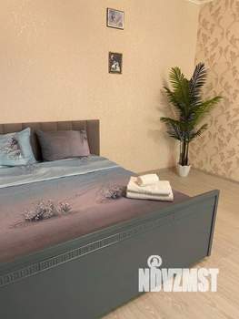 1-к квартира, посуточно, 53м2, 1/1 этаж