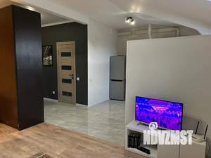 Студия квартира, посуточно, 39м2, 4/4 этаж