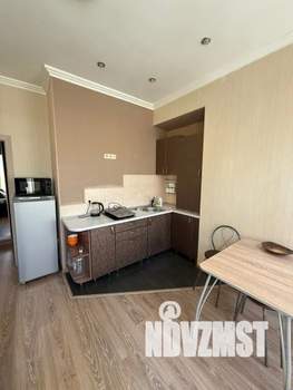 1-к квартира, посуточно, 38м2, 1/2 этаж