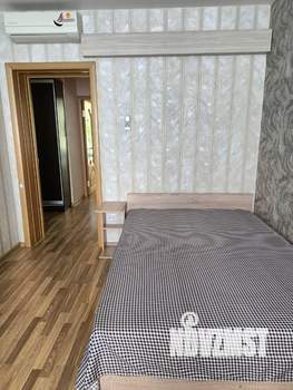 1-к квартира, посуточно, 40м2, 3/3 этаж