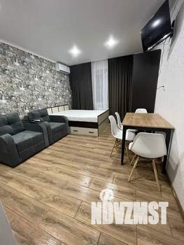 Студия квартира, посуточно, 23м2, 1/8 этаж