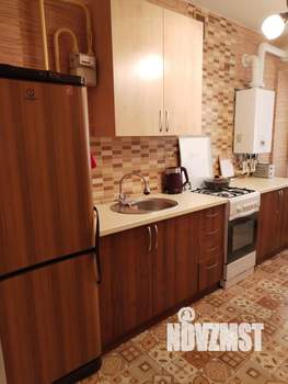 1-к квартира, посуточно, 38м2, 3/5 этаж