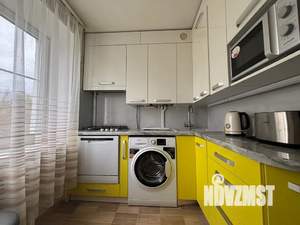 3-к квартира, посуточно, 59м2, 4/5 этаж