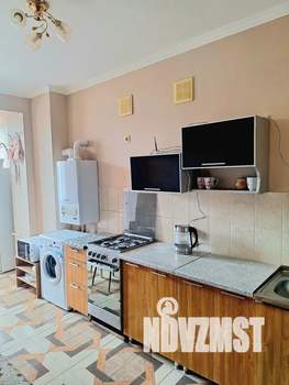 1-к квартира, посуточно, 44м2, 4/10 этаж