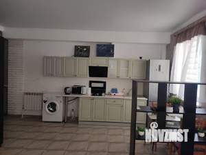 1-к квартира, посуточно, 40м2, 1/2 этаж