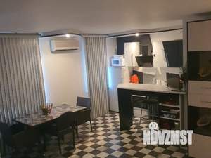 Студия квартира, посуточно, 55м2, 3/10 этаж