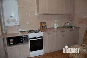 1-к квартира, посуточно, 43м2, 2/10 этаж