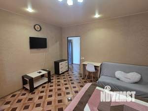 1-к квартира, посуточно, 40м2, 3/3 этаж