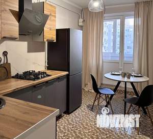 1-к квартира, посуточно, 42м2, 1/1 этаж