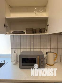 Студия квартира, посуточно, 42м2, 1/1 этаж