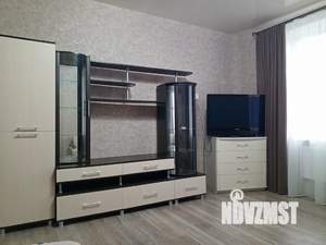 1-к квартира, посуточно, 43м2, 1/3 этаж