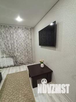 1-к квартира, посуточно, 38м2, 1/9 этаж