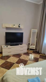 Студия квартира, посуточно, 33м2, 1/1 этаж