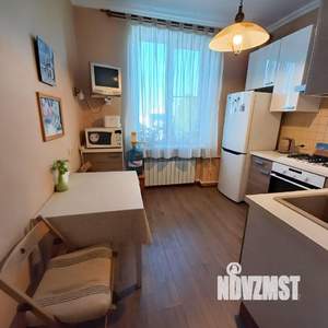 1-к квартира, посуточно, 50м2, 4/4 этаж