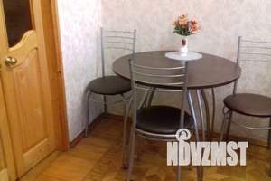 2-к квартира, посуточно, 40м2, 1/2 этаж