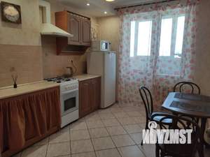 1-к квартира, посуточно, 42м2, 10/10 этаж