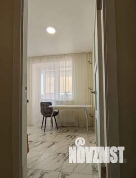 1-к квартира, посуточно, 35м2, 2/10 этаж