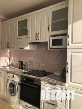 1-к квартира, посуточно, 40м2, 3/7 этаж
