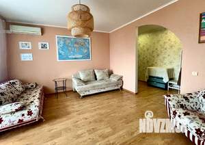 2-к квартира, посуточно, 66м2, 2/5 этаж