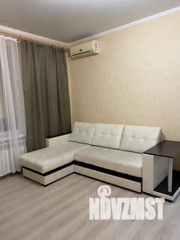 1-к квартира, посуточно, 40м2, 3/3 этаж