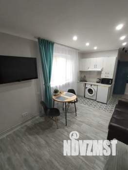 Студия квартира, посуточно, 27м2, 2/2 этаж